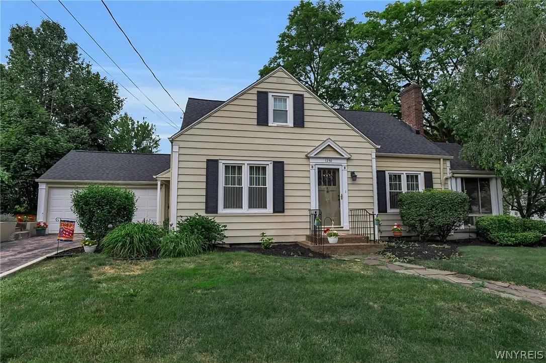 1230 Wyoming Avenue, Niagara Falls, NY 14305 - #1
