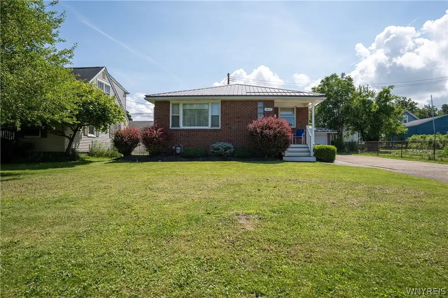 3689 Wabash Avenue, Buffalo, NY 14219 - #2