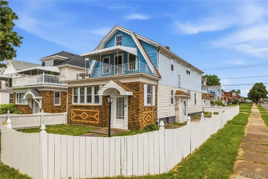 220 Davidson Avenue, Buffalo, NY 14215 - #2