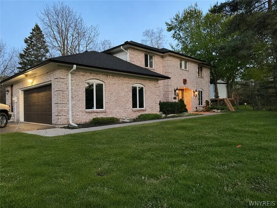 2 Gothic Ledge, Lockport, NY 14094 - #2
