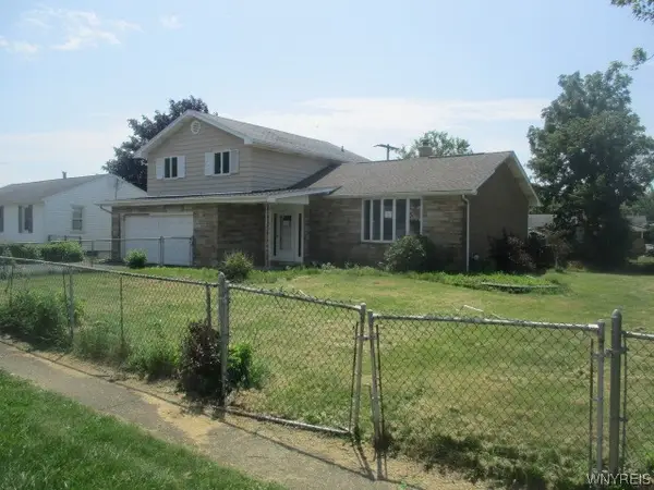 4225 E Frontier Drive, Buffalo, NY 14219