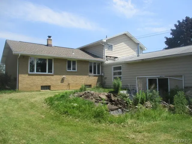 4225 E Frontier Drive, Buffalo, NY 14219 - #2