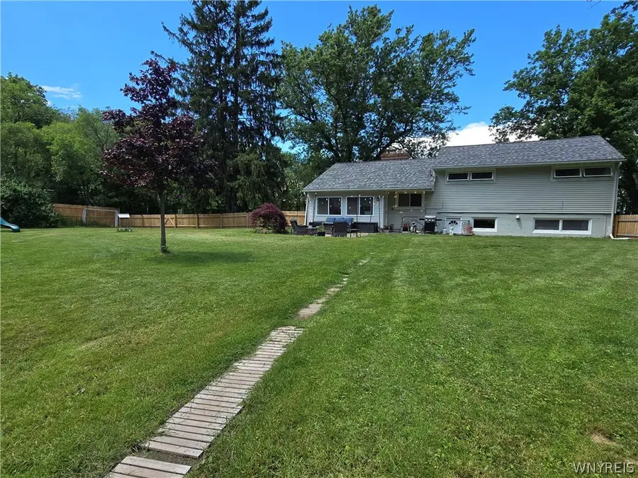 4429 Lake Avenue, Lockport, NY 14094 - #3