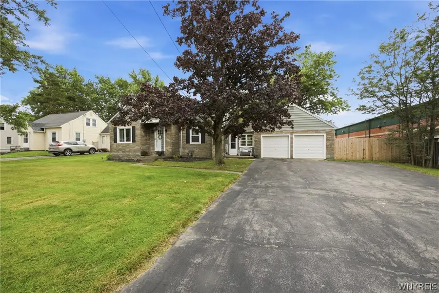 6531 Michael Road, Orchard Park, NY 14127 - #3
