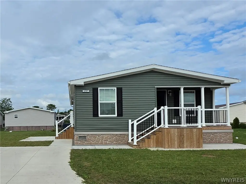 4307 Hurontario Parkway, Niagara Falls, NY 14304 - #1