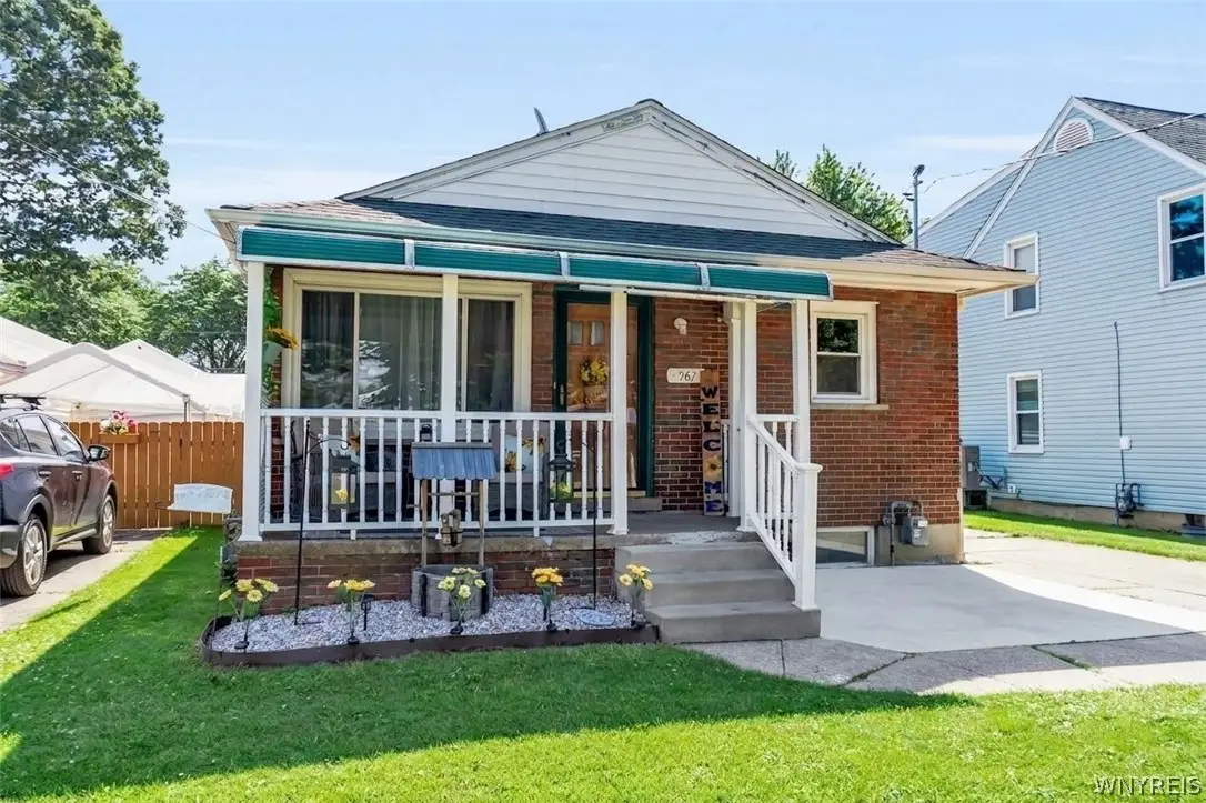 567 74th Street, Niagara Falls, NY 14304 - #1