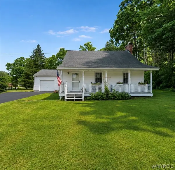 4059 Baker Road, Orchard Park, NY 14127
