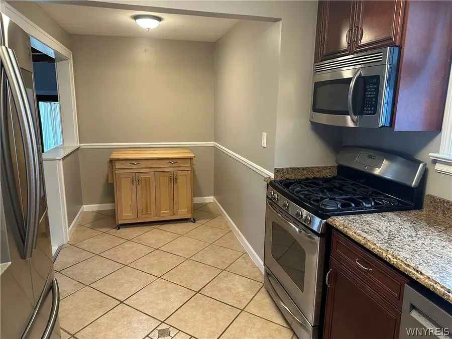 73 Victoria Boulevard, Buffalo, NY 14217 - #3