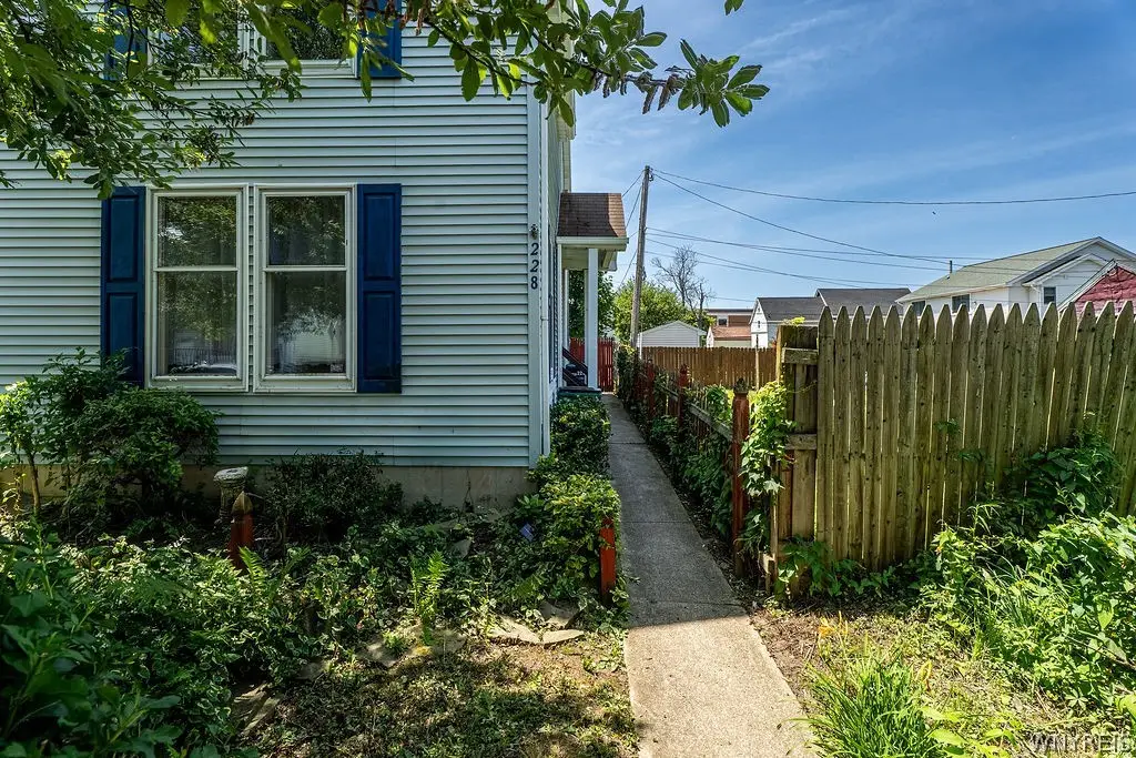 228 W Tupper Street, Buffalo, NY 14201 - #1