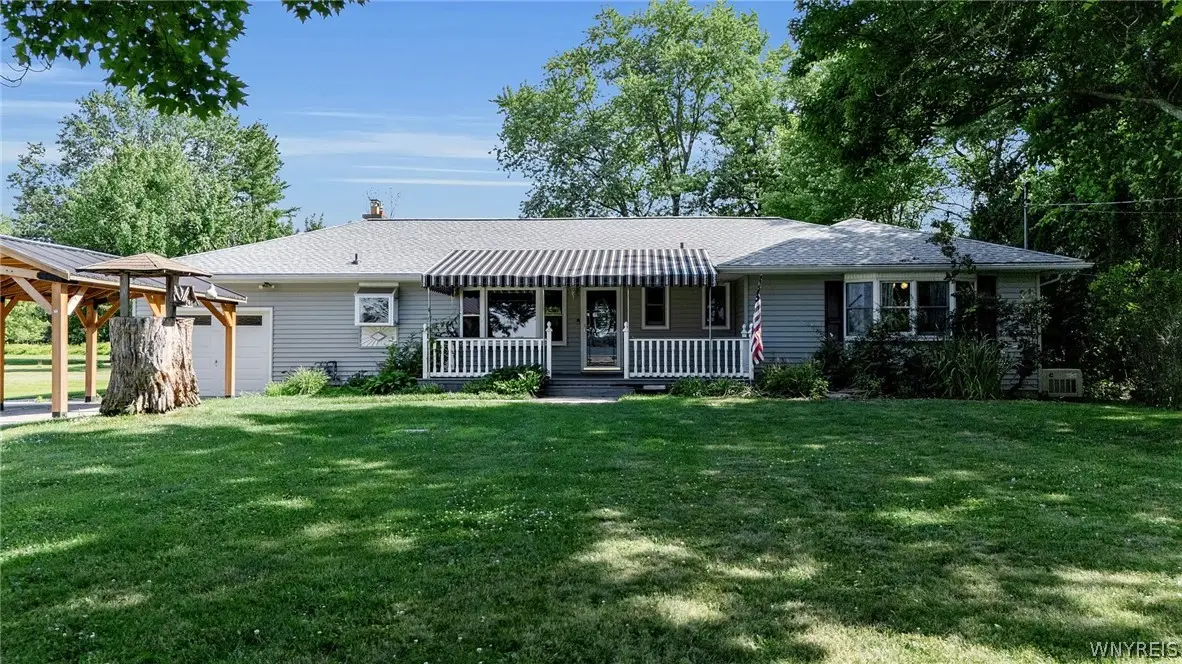 4564 E River Road, Grand Island, NY 14072 - #1