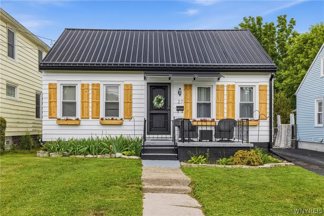 27 Hyde Park, Lockport, NY 14094 - #1