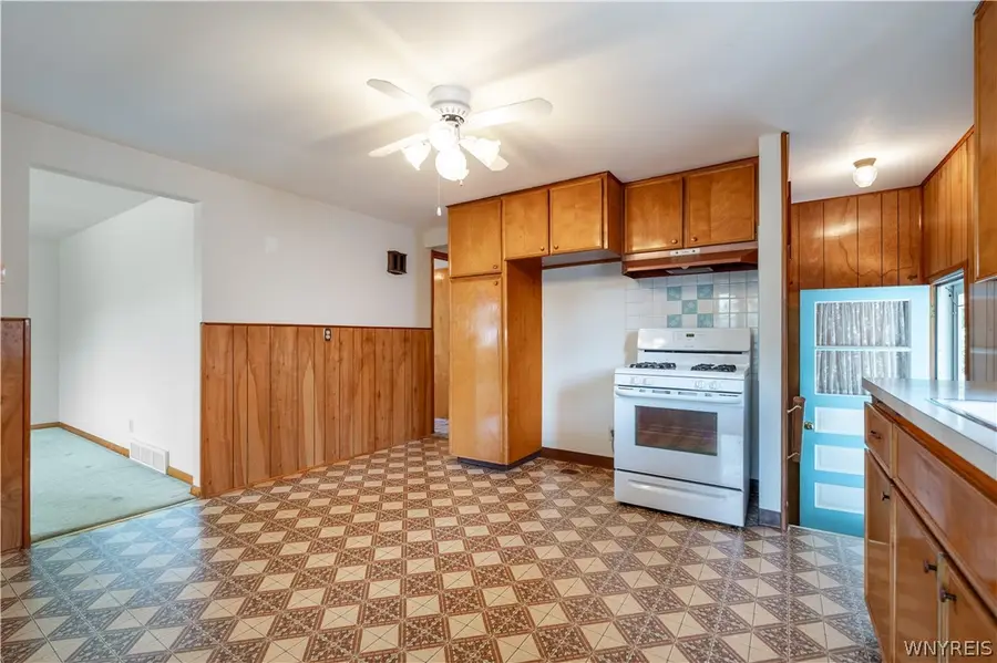 121 Vern Lane, Cheektowaga, NY 14227 - #2