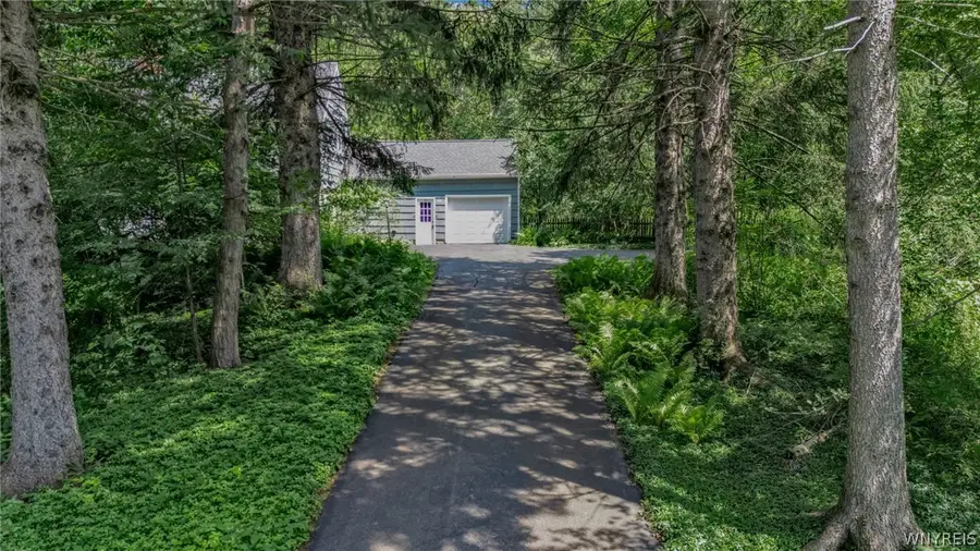 51 S Ostrander Road, East Aurora, NY 14052 - #3