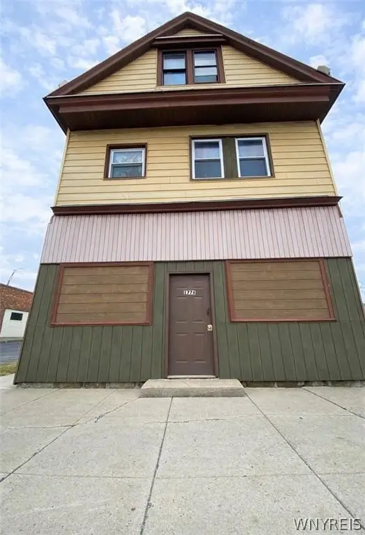 1776 Clinton Street, Buffalo, NY 14206