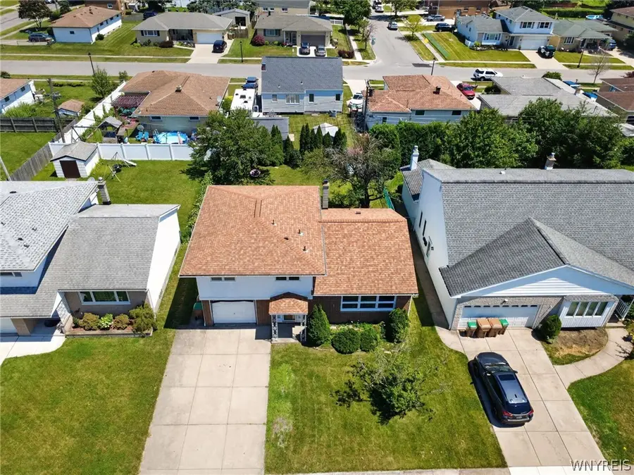 75 Fairoaks Lane, Cheektowaga, NY 14227 - #2