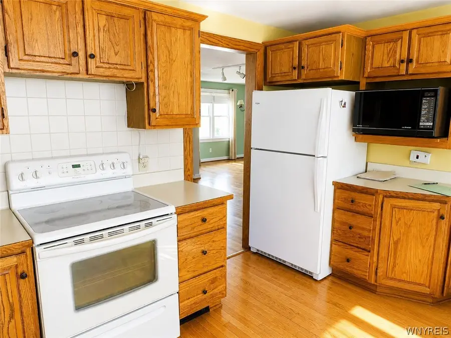16 Marvin Ct, Hamburg, NY 14075 - #2
