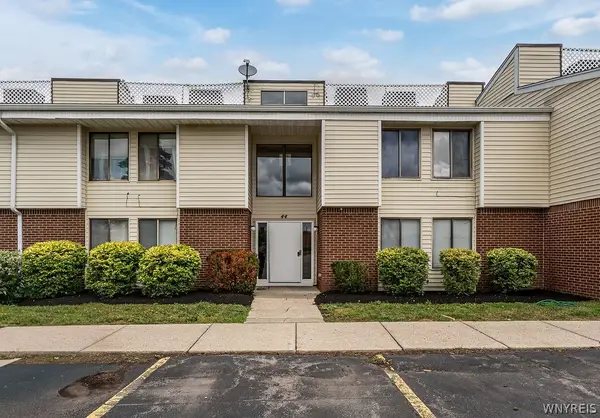 44 Bee Hunter Court #B, East Amherst, NY 14051