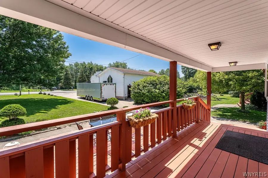 4015 Mapleton Road, North Tonawanda, NY 14120 - #2