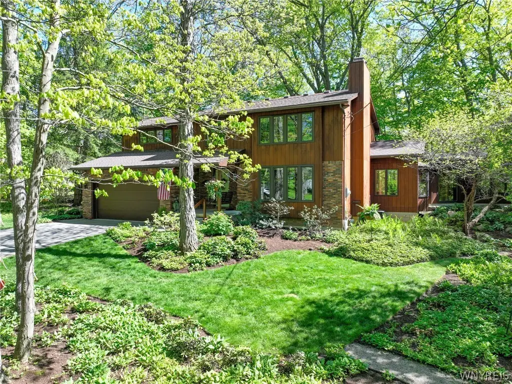 205 Blake Hill Rd, East Aurora, NY 14052 - #1