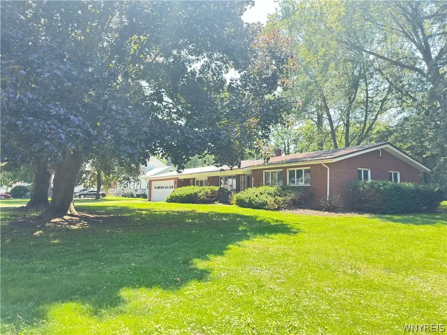 325 Mc Chesney Street, Wilson, NY 14172 - #2