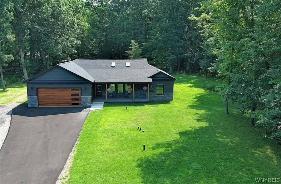 140 Roby Street, Lockport, NY 14094 - #3