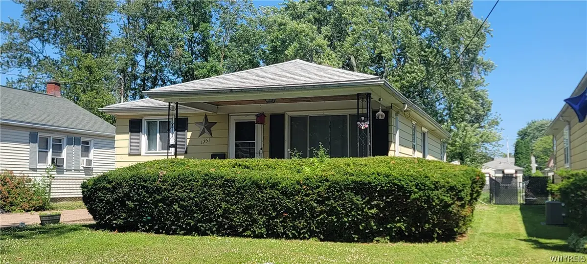 1251 94th Street, Niagara Falls, NY 14304 - #1