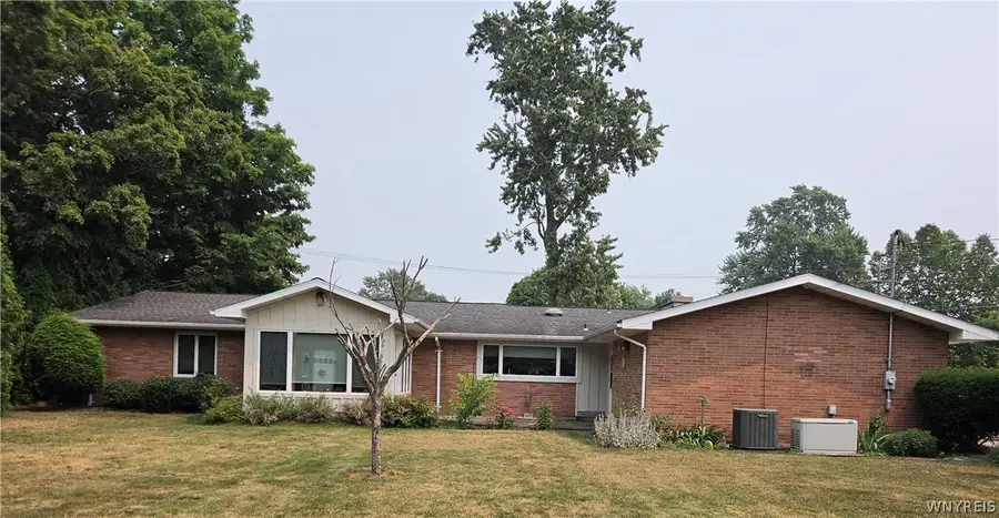 1340 West Avenue, Medina, NY 14103 - #2