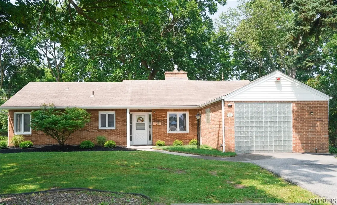 86 Farber Ln, Williamsville, NY 14221 - #1
