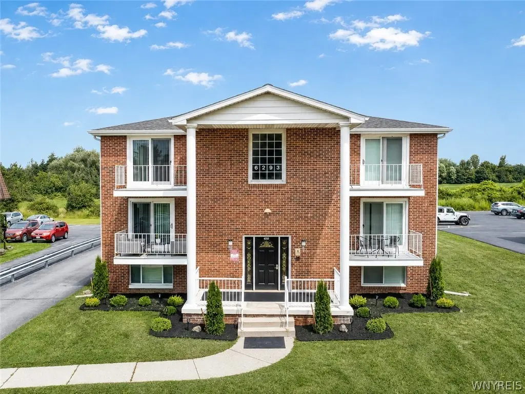 6293 Robinson Road, Lockport, NY 14094 - #1