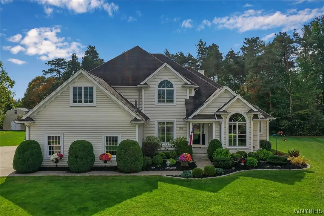 27 Ann Marie Drive, Lancaster, NY 14086 - #1