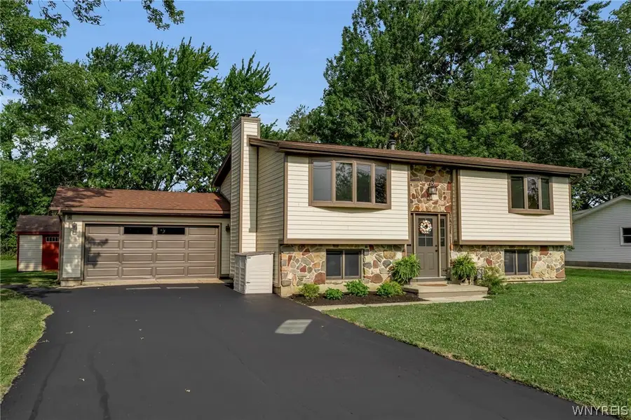 5300 Shimerville Road, Clarence, NY 14031 - #2