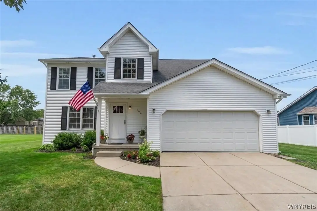 208 Crabapple Lane, Cheektowaga, NY 14227 - #1