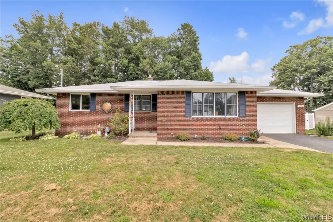 4294 Beetow Drive, Hamburg, NY 14075 - #1