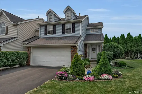 31 Hillcrest Heights, West Seneca, NY 14224