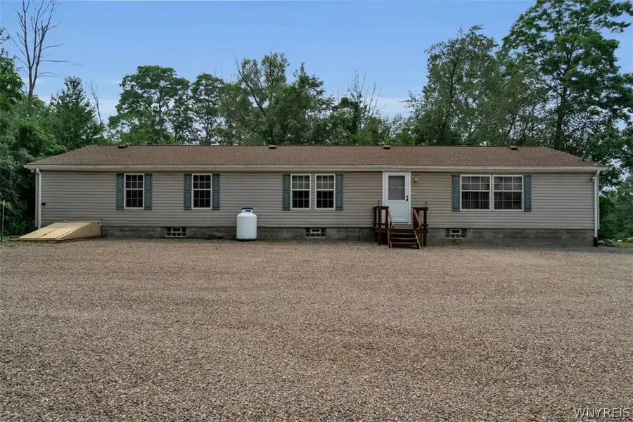 4335 Dry Bridge Road, Alexander, NY 14005 - #3
