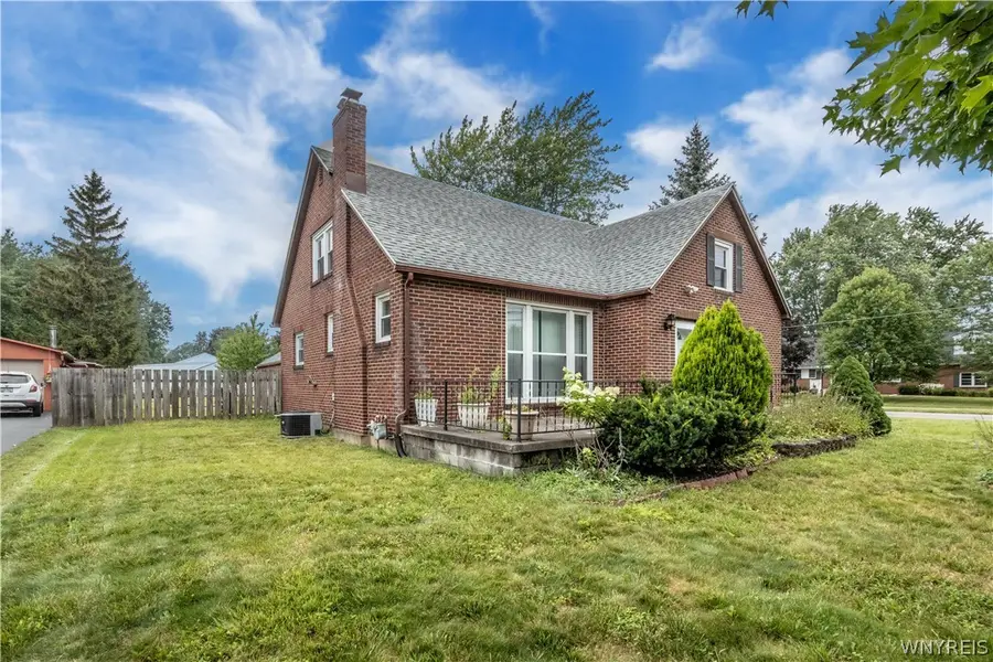 375 Beattie Avenue, Lockport, NY 14094 - #2