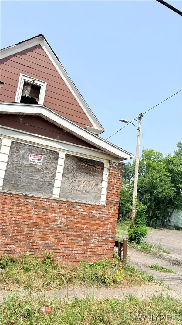 1512 18th Street, Niagara Falls, NY 14305