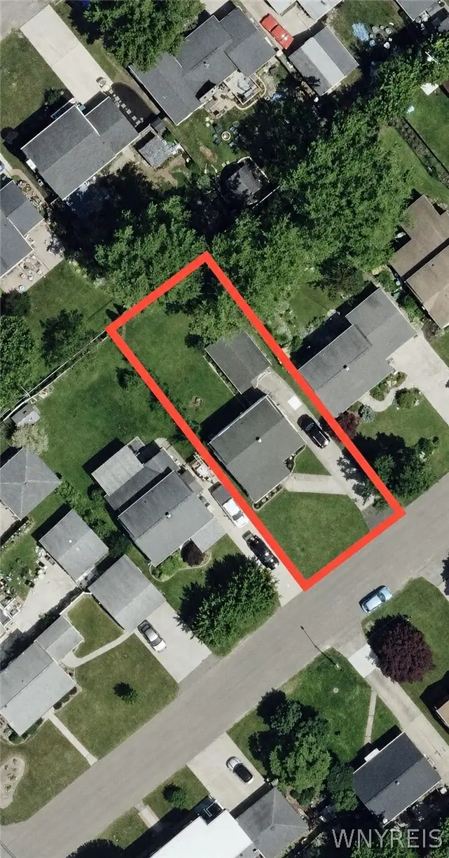 4696 Chapman Parkway, Hamburg, NY 14075 - #3