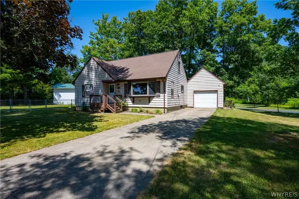 6641 Taylor Road, Hamburg, NY 14075