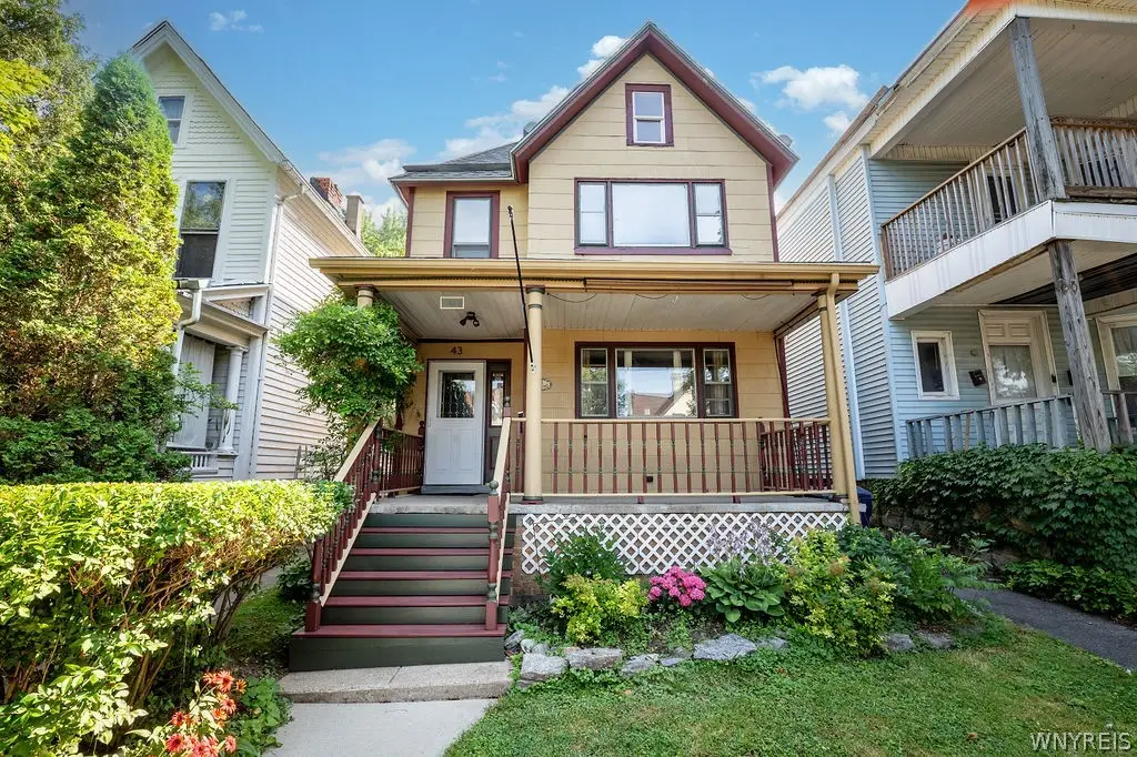 43 15th Street, Buffalo, NY 14213 - #1