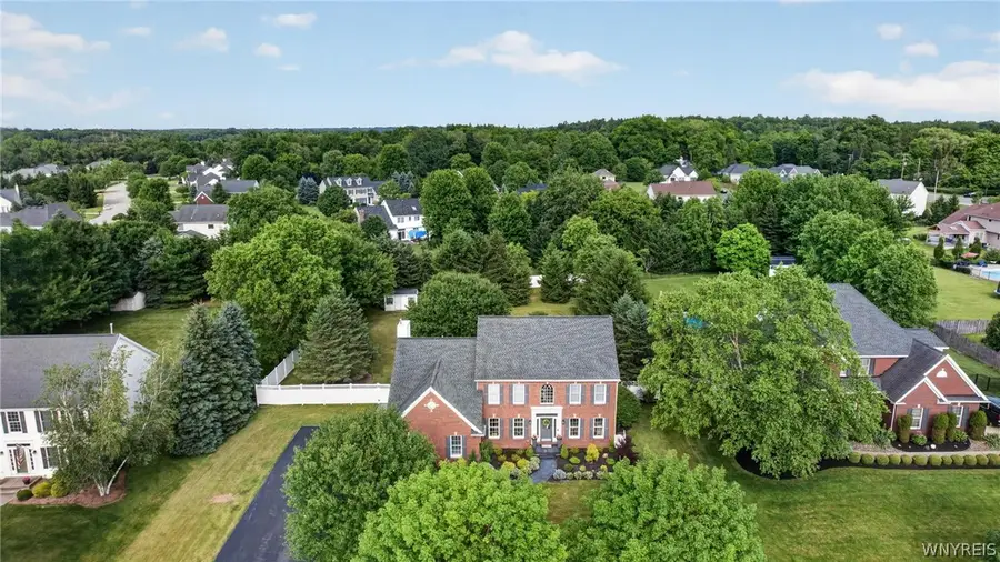 35 Norwood Lane, Orchard Park, NY 14127 - #3