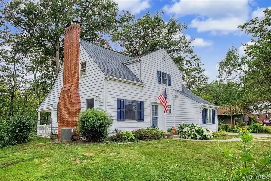 758 Pasadena Avenue, Niagara Falls, NY 14304 - #2