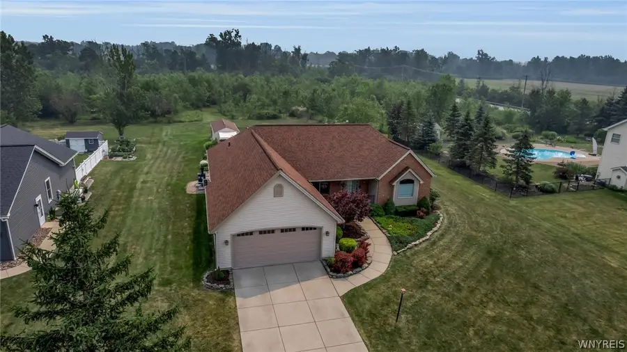 3921 Wildwing Drive, North Tonawanda, NY 14120 - #2