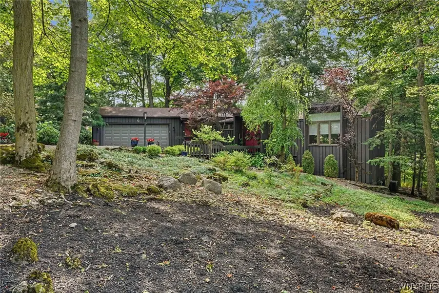4 Brompton Woods, Williamsville, NY 14221 - #2