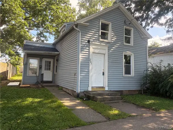 137 Chestnut Street, Lockport, NY 14094