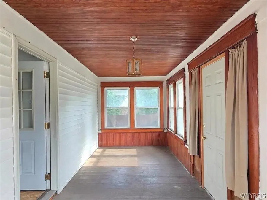 651 Pasadena Avenue, Niagara Falls, NY 14304 - #3
