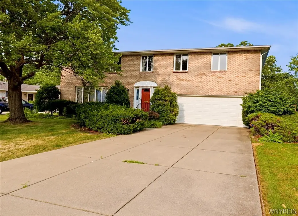 115 Foxpoint W Drive, Buffalo, NY 14221 - #1