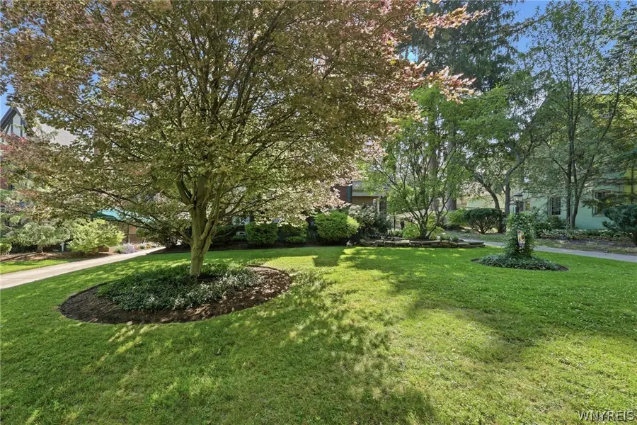 101 Fairlawn Drive, Buffalo, NY 14226 - #3