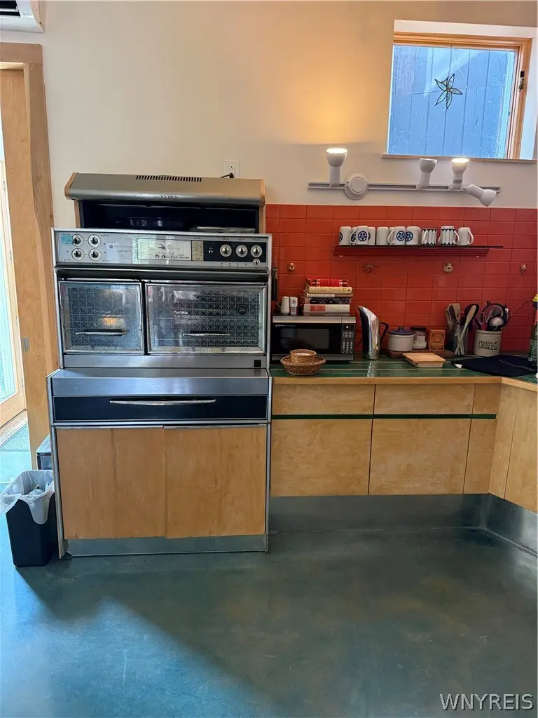 133 School Street, Buffalo, NY 14213 - #3