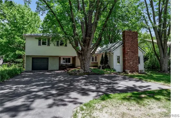 1715 Hopkins Road, Getzville, NY 14068